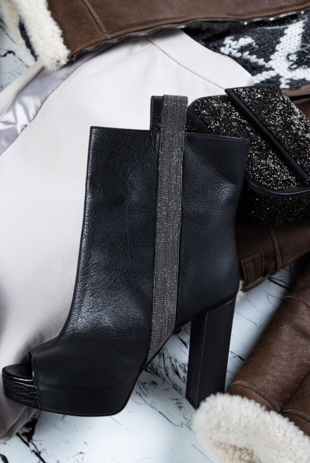 Brunello Cucinelli ботильоны женские серые кожаные с серебристой полоской и открытым носком 136596 - фото 2