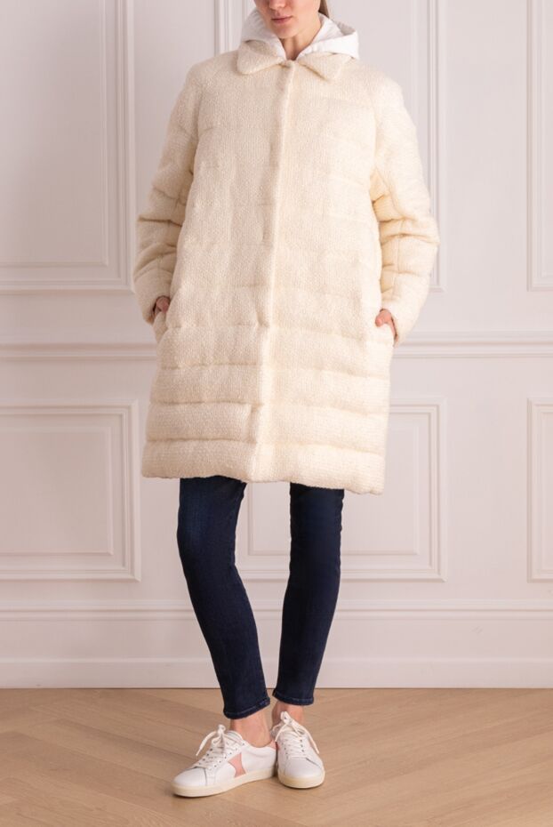 Giambattista Valli white down jacket with boucle texture and hidden fastener
 142244 - photo 2