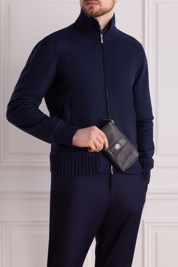 Pellettieri di Parma men's black leather clutch with zipper decorated with brand emblem 151009 - photo 2