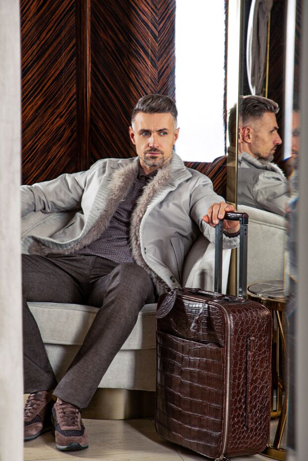 Kiton полиамидтен, жүннен және жібектен тігілген аң терісі бар күрте, ерлерге арналған сұр 154809 - фото 2