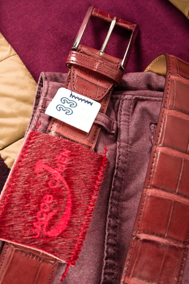 Burgundy textured crocodile leather belt for men - photo 2