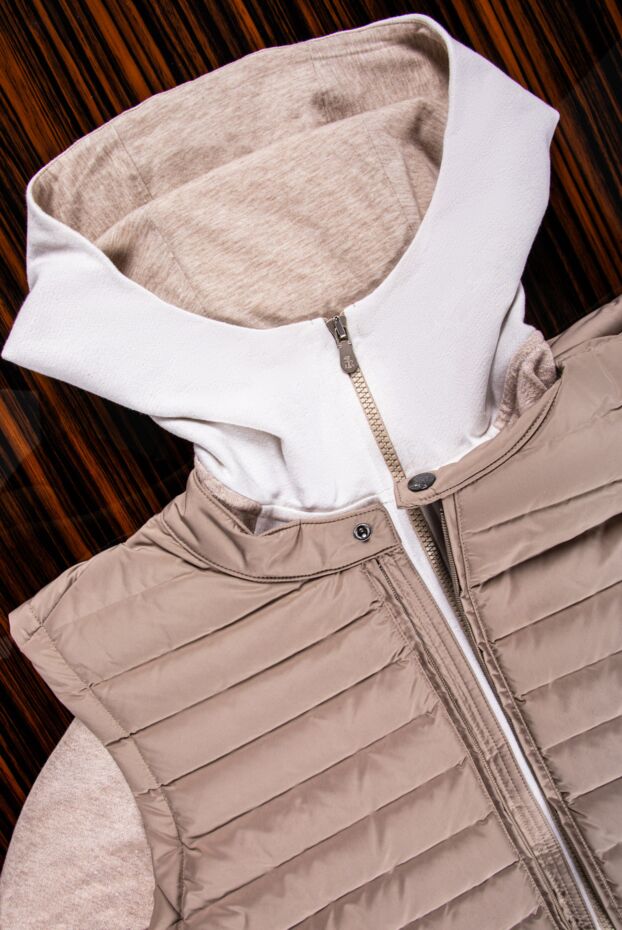 Corneliani light zip-up vest with textured stitching and a soft fit
 155604 - photo 2