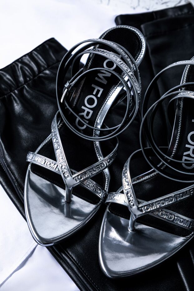 Tom Ford логотипі бар сұр былғарыдан жасалған әйелдердің сандалдары 161264 - фото 2