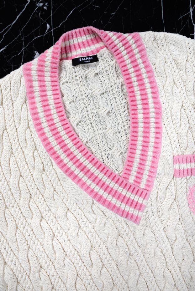 Balmain knitted jumper with a deep neckline and a decorative pocket with an emblem
161483 - photo 2