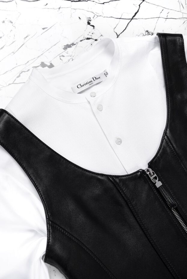 Dior black cropped genuine leather top with front zip
161608 - photo 2