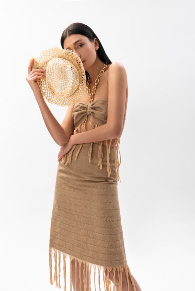 Women's summer hat made of beige straw - photo 2