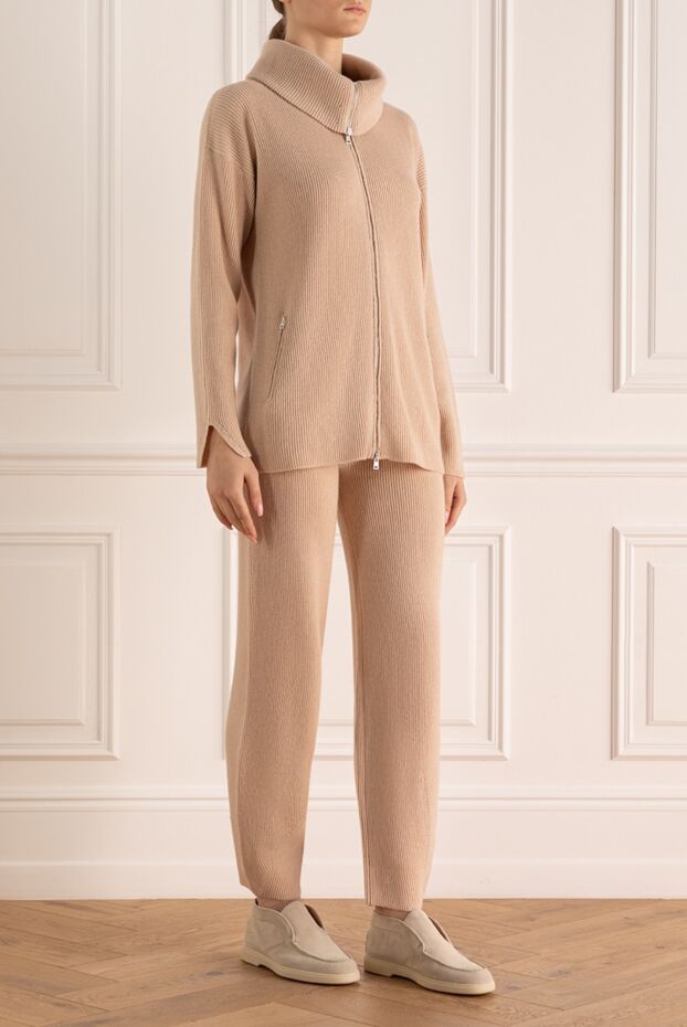 Panicale beige women's walking suit with a voluminous collar
 161889 - photo 3