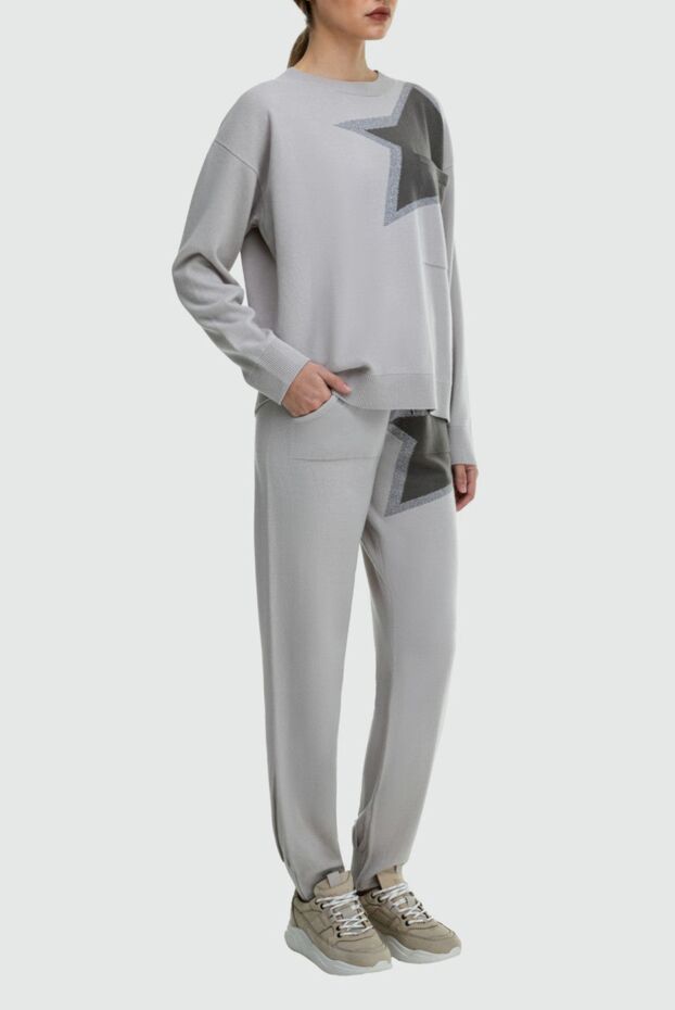 Lorena Antoniazzi women's light knitted suit with a large star pattern
 163474 - photo 3