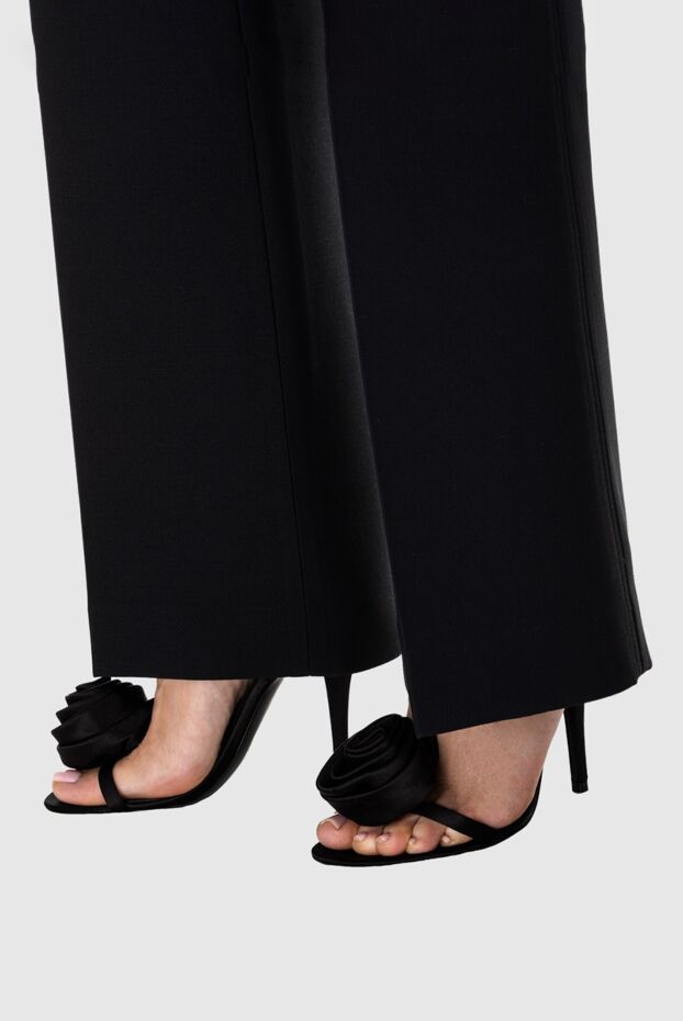 Saint Laurent босоножки женские черные кожаные с розой 164355 - фото 2