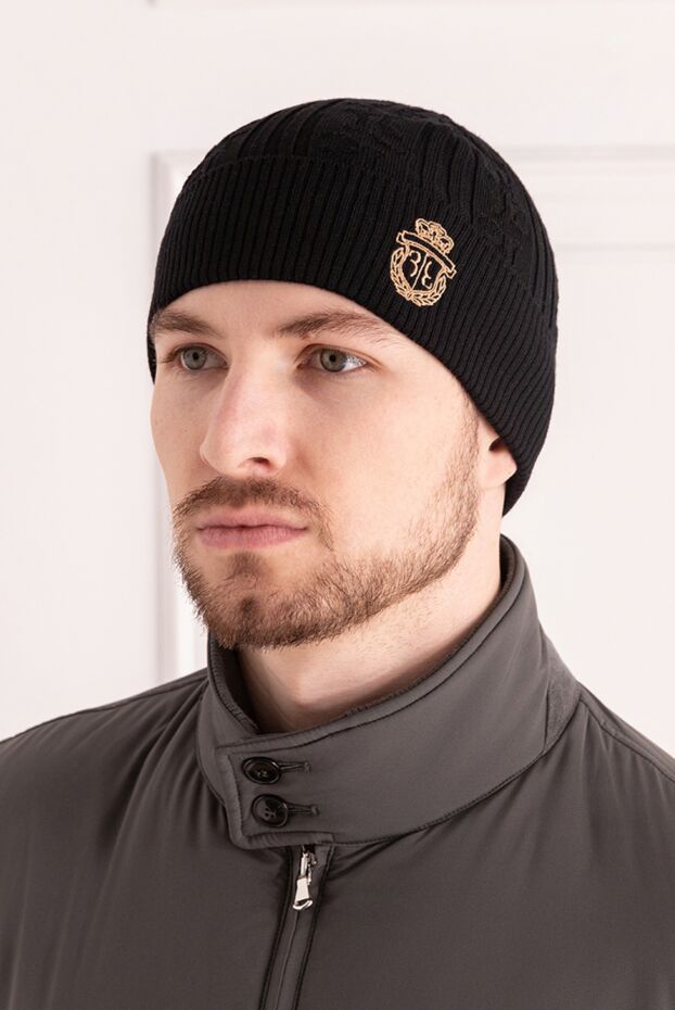Billionaire black knitted wool hat with textured texture and gold emblem
 164472 - photo 2