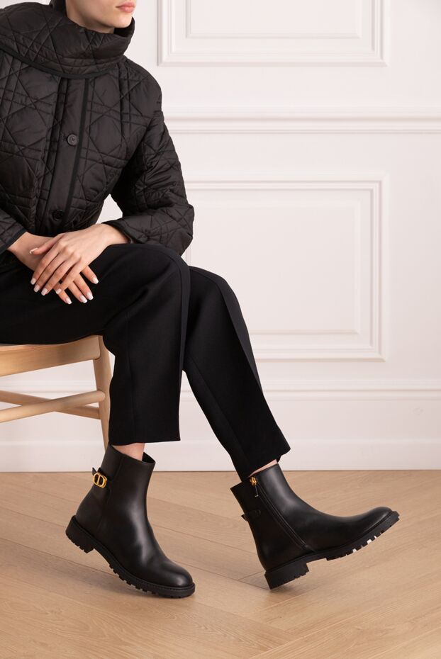 Dior women's leather boots black with gold buckle cd
 176330 - photo 3
