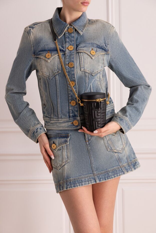Balmain женская черная cумка из натуральной кожи в цилиндрической форме с тиснением 176488 - фото 3