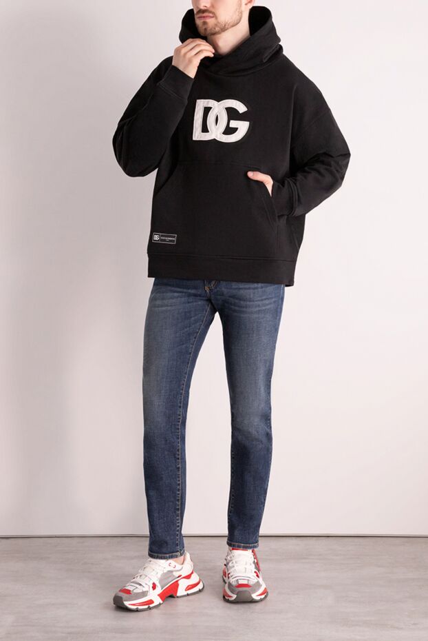 Men's black hoodie with a contrasting logo
- photo 2