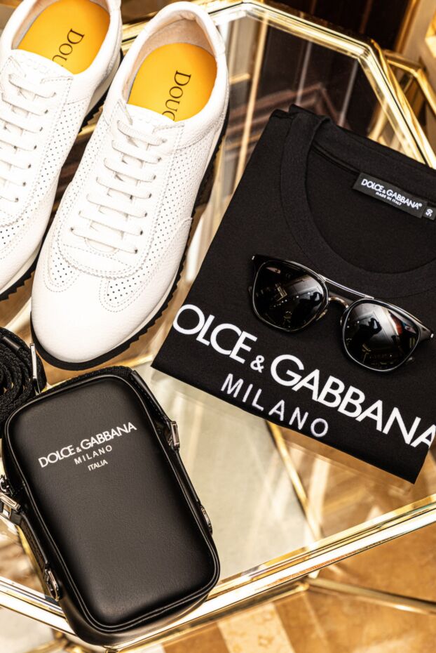 Dolce & Gabbana хлопковая футболка с графикой milano и монограммой dg 177101 - фото 2