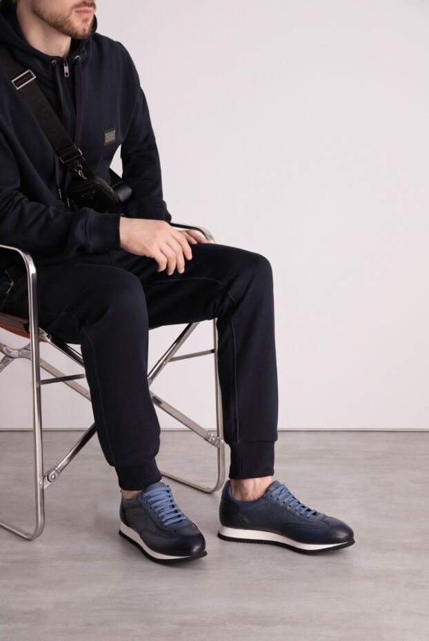 Doucal`s men's leather sneakers with textured trim and perforations in blue 178463 - photo 2