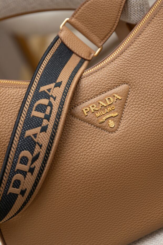 Prada матадан жасалған иық белдігі бар қоңыр былғары хобо сөмкесі 178671 - фото 2
