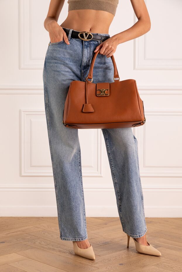 Celine women's red leather bag with rigid handles and the triomphe logo
 179160 - photo 3