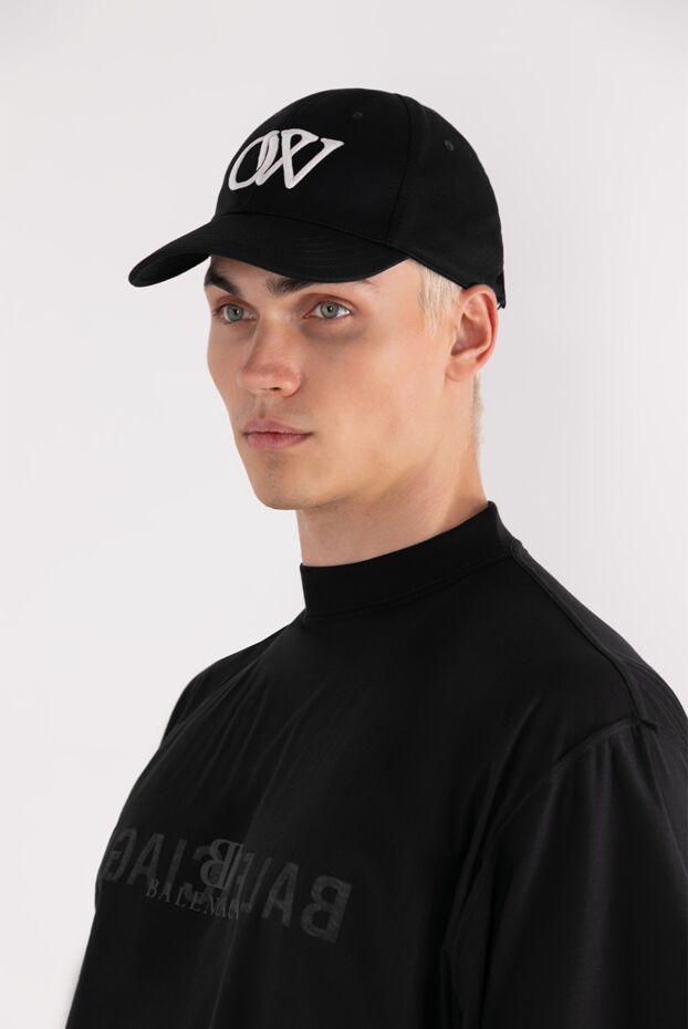 Off-White мужская черная бейсболка хлопковая с белой объёмной вышивкой
 180541 - фото 2