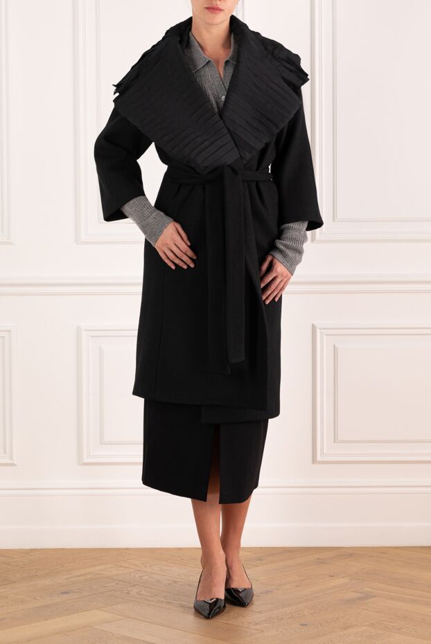 Fleur de Paris women's coat with a wide turn-down collar in black. 184710 - photo 2