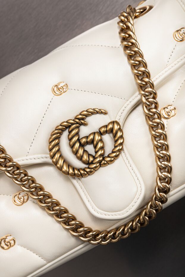Gucci сумка на плечо gg marmont маленького размера на ремне-цепочке 185530 - фото 2