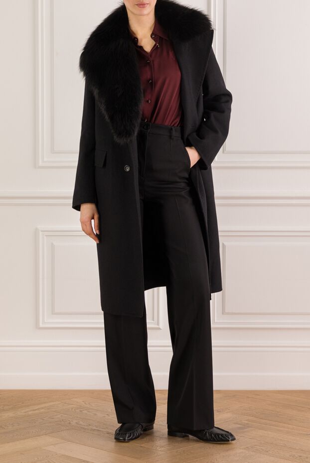 Ermanno Scervino black coat with a detachable fur collar 192798 - photo 2
