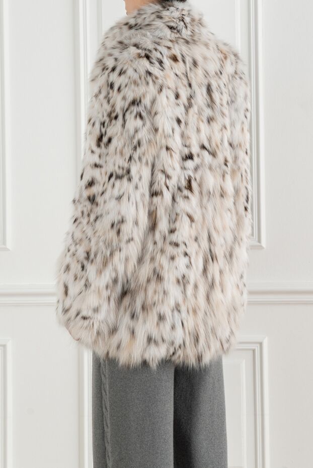 FG Furs premium-class women's fur coat made of rare and prized canadian lynx fur with a spotted pattern. 193688 - photo 3