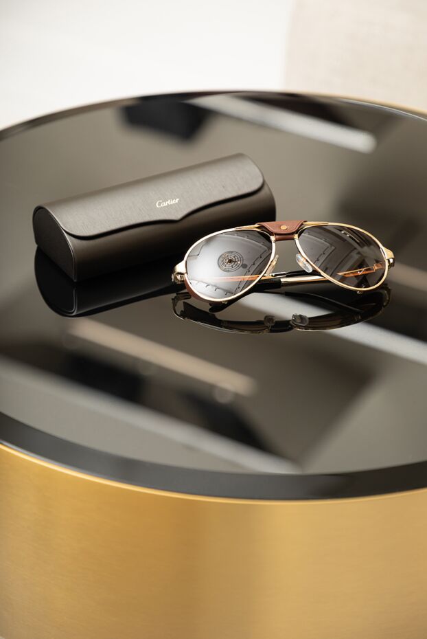 Cartier santos gold aviator sunglasses with brown lenses and removable leather blinders 194757 - photo 2