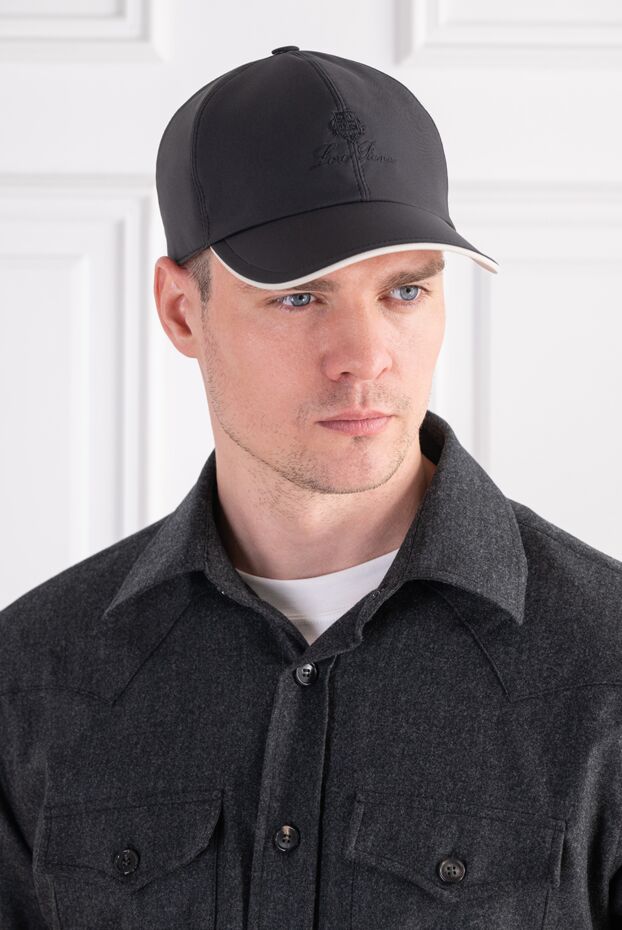 Loro Piana a protective demi-season cap with the brand's voluminous heraldic embroidery 197516 - photo 2