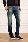 Dsquared2 Джинсы из хлопка синие мужские - логотип, эффект потертости, заплатка, прорехи. 98% хлопок, 2% эластан. пуговица, молния. три боковых кармана, два кармана сзади . Страна производитель: Италия. Уход: специализированная чистка - фото 3