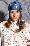 Платок женский голубой шелковый с лого Valentino - мультиколор. 100% шелк. Страна производитель: Италия. Уход: специализированная чистка - фото 6