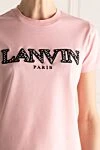 Lanvin Әйелдерге арналған қызғылт мақтадан жасалған футболка - логотипті басып шығару. Құрамы: 100% мақта. Шығарылған елі: Франция. Күтім: арнайы тазалау - фото 5