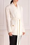 Balmain Кардиган белый женский - пояс. фактурная вязка, позолоченные пуговицы. 60% мохер, 19% вискоза, 16% полиамид, 5% полиэстер. Страна производитель: Франция. Уход: специализированная чистка - фото 3