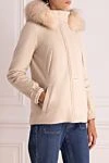 Loro Piana Cashmere jacket for women beige - fur on the hood. hood. cashmere. Closure: zipper. two side pockets. Country of origin: Italy. Care: specialized cleaning - photo 3