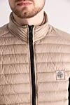 Stone Island Beige men's polyester vest - brand logo. 100% polyester. Closure: zipper. two front pockets. Country of manufacture: Italy. Care: specialized cleaning - photo 5