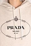 Prada Худи женский бежевый из хлопка - логотип бренда. 100% хлопок. Допролнительно: капюшон. кулиска. два боковых кармана. Страна производитель: Италия. Уход: специализированная чистка - фото 5