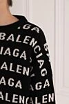 Balenciaga Джемпер женский черный с логотипом - паттерн крупного логотипа бренда. 98% шерсть 2% полиамид. Страна производитель: Италия. Уход: специализированная чистка - фото 5