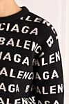 Balenciaga Джемпер женский черный с логотипом - паттерн крупного логотипа бренда. 98% шерсть 2% полиамид. Страна производитель: Италия. Уход: специализированная чистка - фото 5