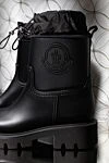 Moncler Ботинки женские резиновые черные на рельефной подошве - логотип. кулиска. 100% резина. Страна производитель: Италия. Уход: специализированная чистка - фото 7