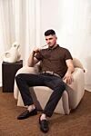 Scissor Scriptor Логотипі бар ерлерге арналған қара мақта джинсы - Декорация: бренд логотипімен кестелеу . Құрамы: 98% мақта, 2% полиуретан. Бекіту: найзағай, түйме. Қалталар: екі бүйір қалта, екі артқы қалта. Шығарылған елі: Италия. Күтім: мамандандырылған тазалау - фото 7