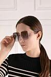 Очки солнцезащитные желтые из титана Cartier - кольцо Trinity на заушниках. оправа из титана. Линзы: серые градиентные линзы. Страна производитель: Франция. Уход: специализированная чистка - фото 2