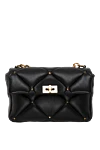 Valentino Сумка Garavani Roman Stud из кожи наппа черная женская - лоскутная конструкция и отделка, украшенная маленькими заклепками. 100% кожа наппа. Размер: Ш25xВ16xГ10 см. клапан с поворотным замком . один накладной карман и один карман на молнии. Длина ремня: длина плечевого ремня: 55 см. Страна производитель: Италия. Уход: специализированная чистка - фото 1
