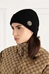 Вязаная шапка женская черная из шерсти и кашемира Gucci - логотип бренда. 85% шерсть, 15% кашемир. . Страна производитель: Италия. Уход: специализированная чистка - фото 2