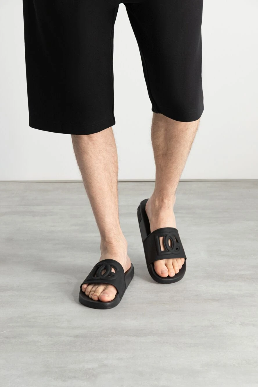 Dolce & Gabbana Men’s Black Logo Slide Sandals 37 Dolce & Gabbana Rubber Beachwear Slides | Black | FARFETCH main image 4
