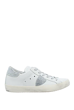 White leather sneakers for women