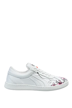 White leather sneakers for women