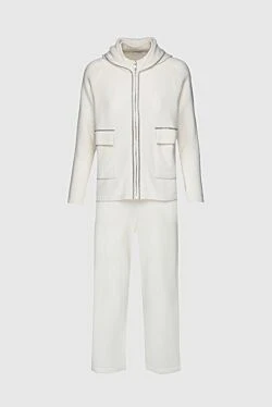 Beige women's walking suit made of cashmere