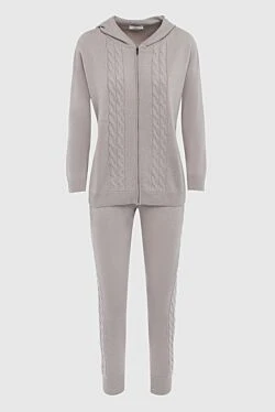 Women's gray walking suit made of cashmere