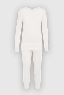 White women's walking suit made of cashmere