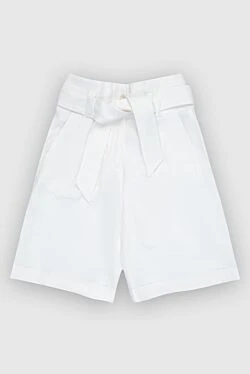 White linen shorts for women