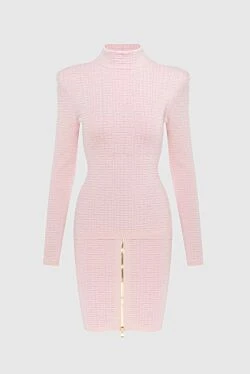 Pink skirt suit for woman